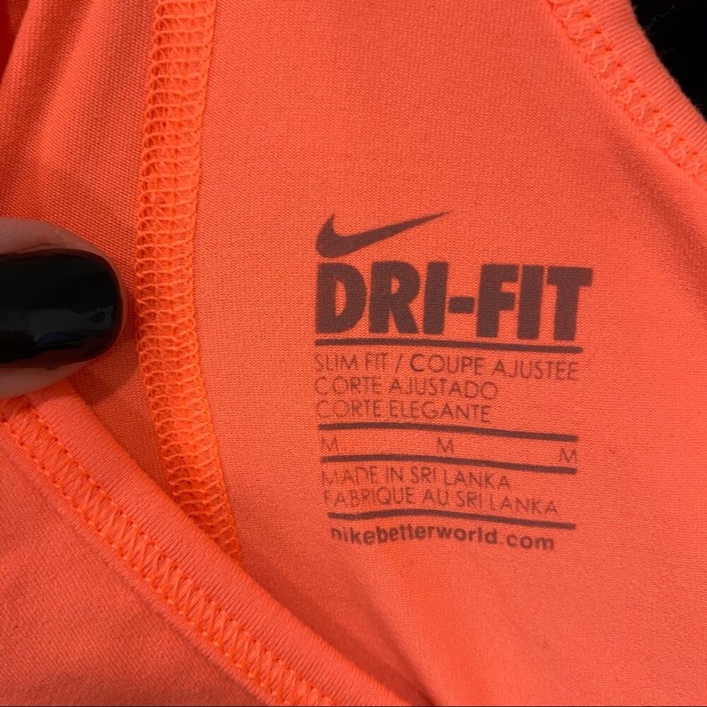 Nike Soft Orange Racerback Tank Size Medium - Picture 4 of 6